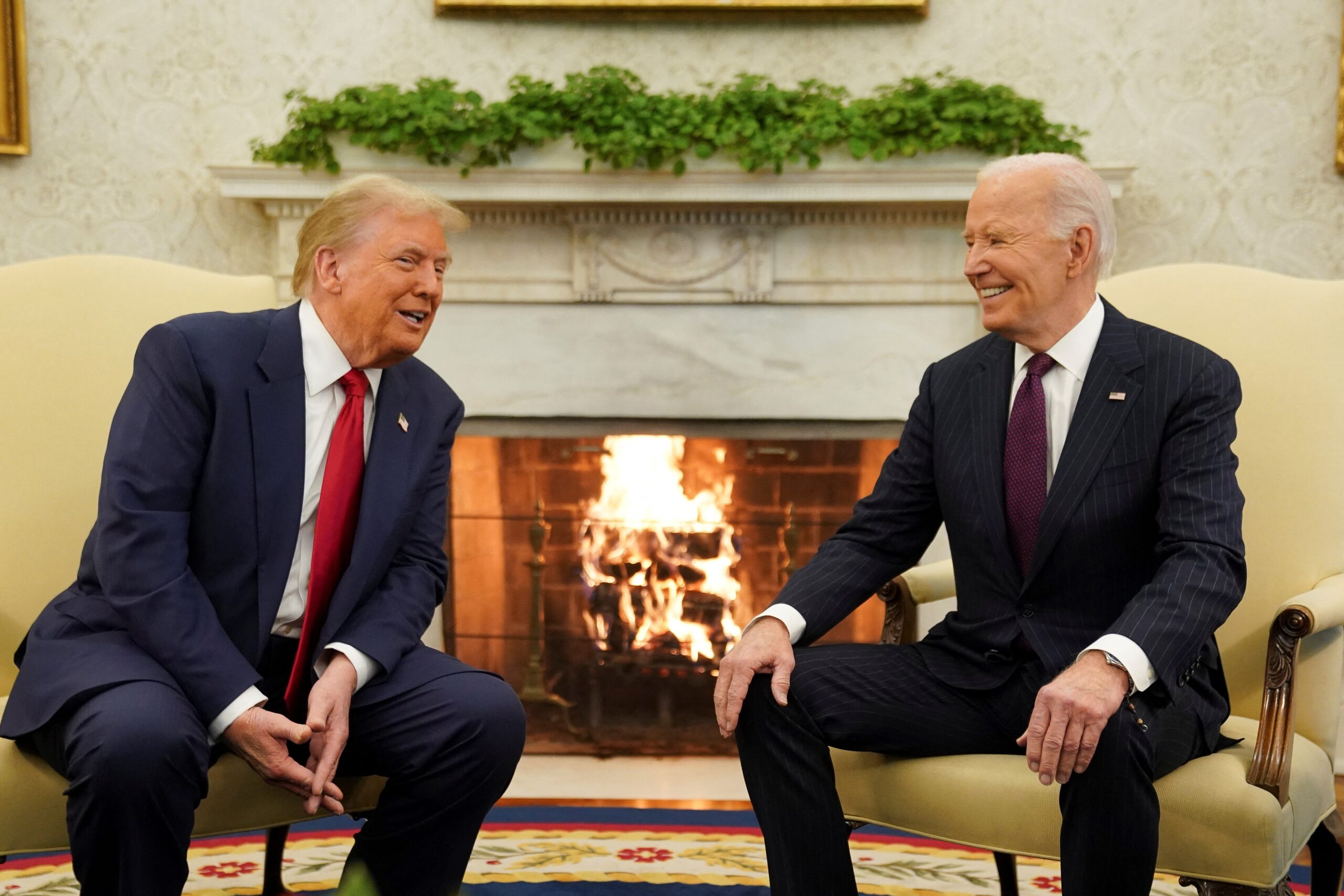 Trump se reúne com Biden em 1ª visita à Casa Branca após eleição e promete ‘transição mais suave possível’